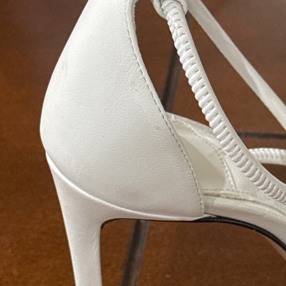 NEW Schutz white stilettos high heel size 8 - Picture 7 of 8